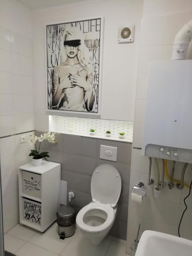 Salvus Apartman Apartment Eger Bagian luar foto