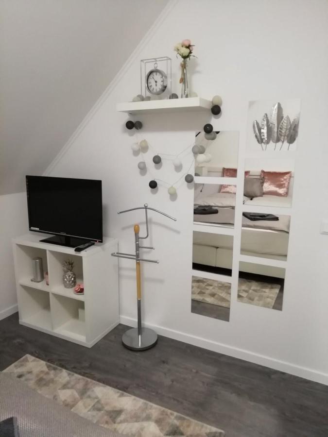 Salvus Apartman Apartment Eger Bagian luar foto